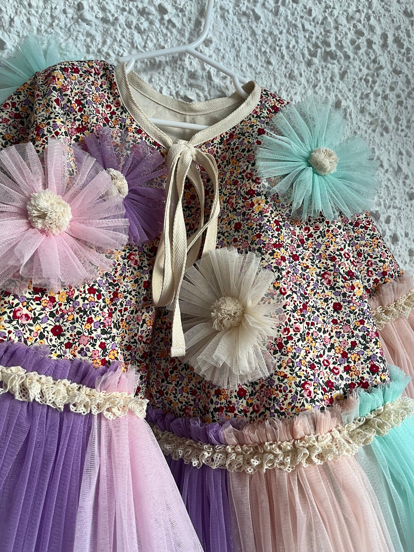 Ditsy floral frill cape in pink