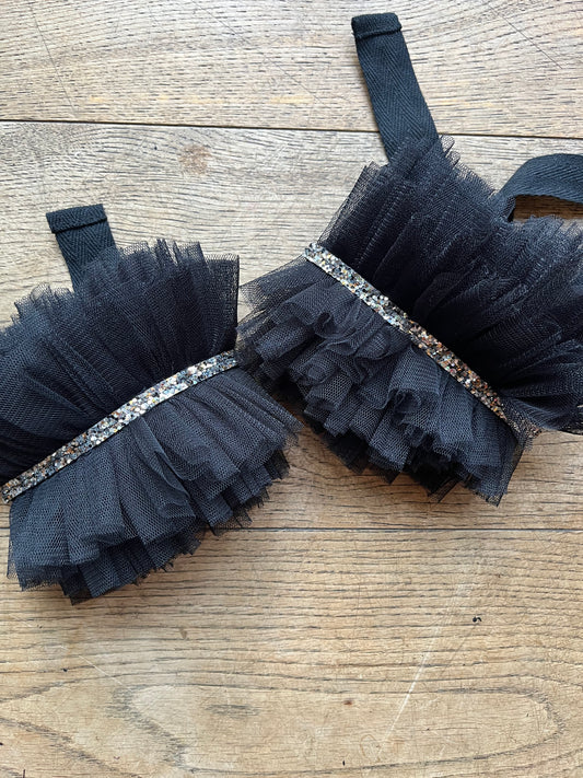 Pretty Kitty ruffle wrist cuffs