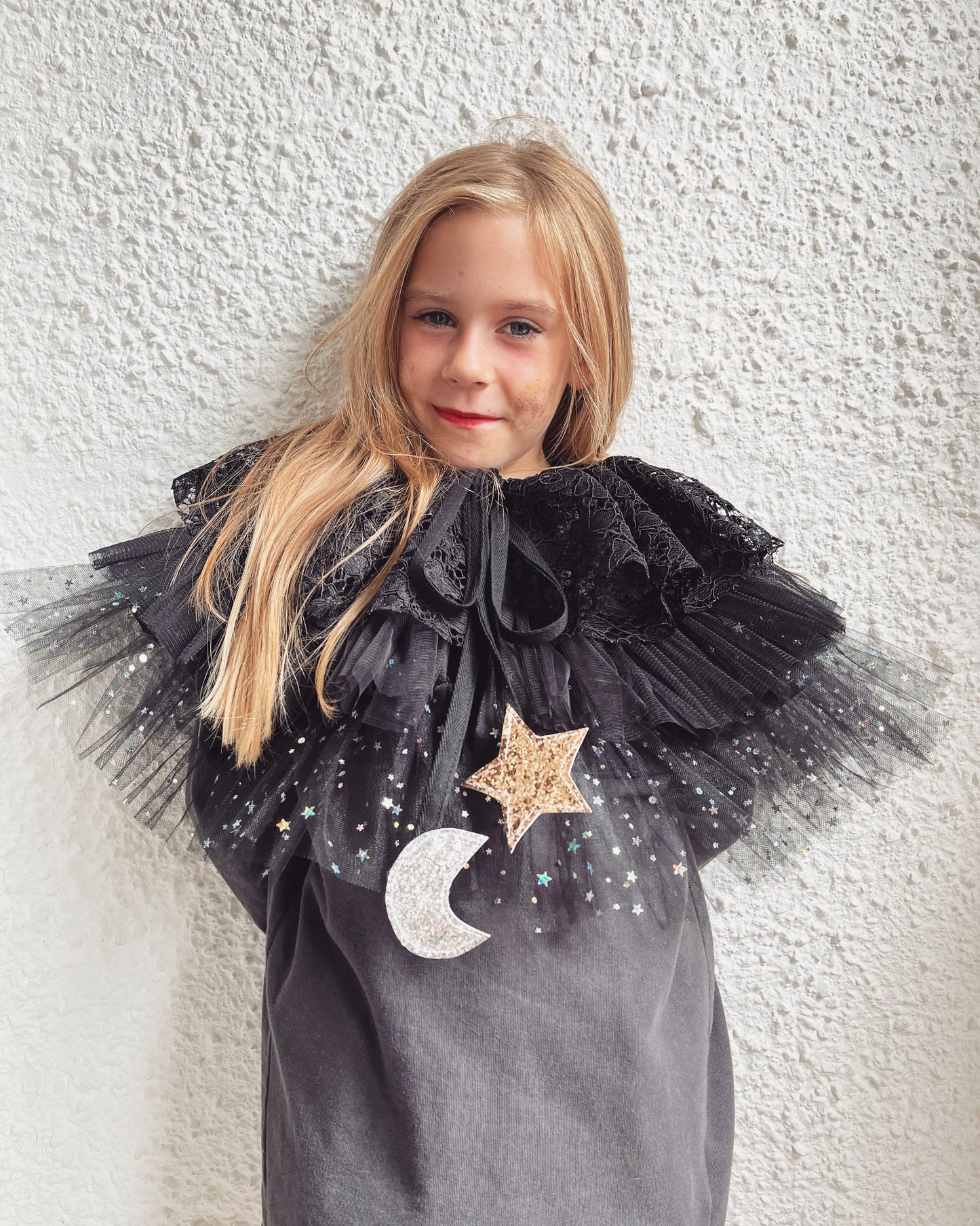 witches ruffle kid cape