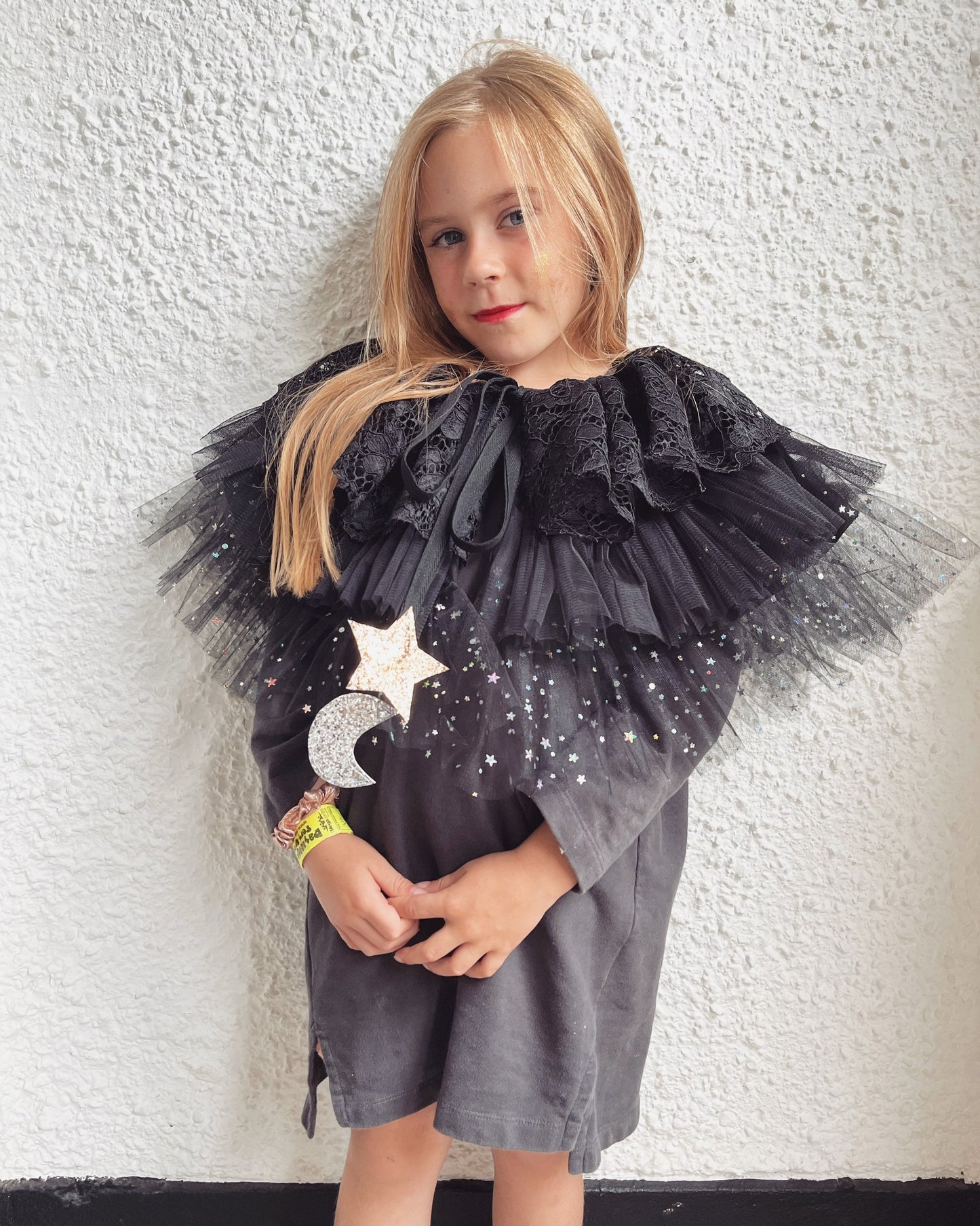 witches ruffle kid cape