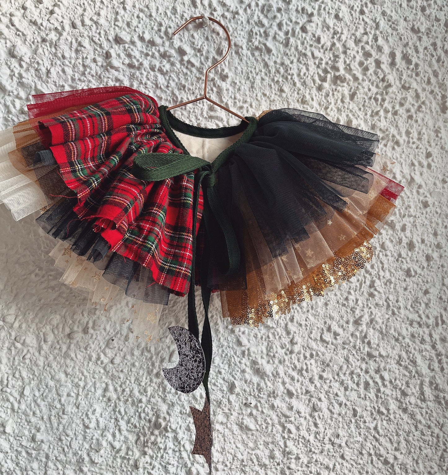 christmas day ruffle collar