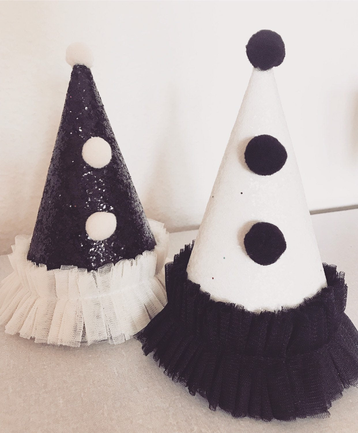 black/cream pierrot clown hat