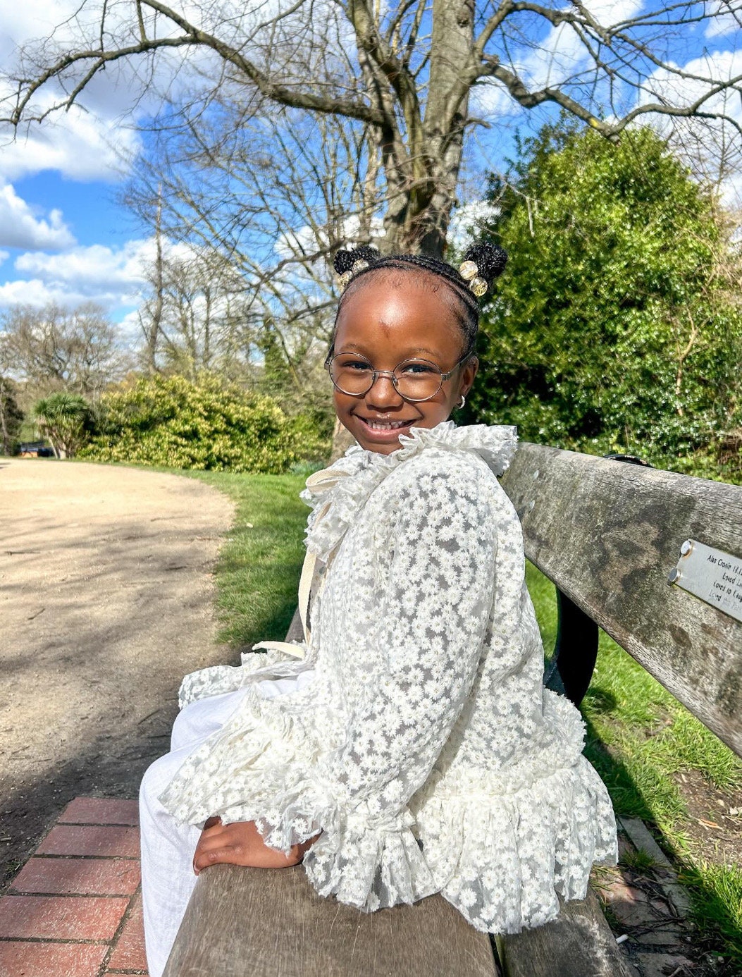 White embroidered daisy sheer jacket