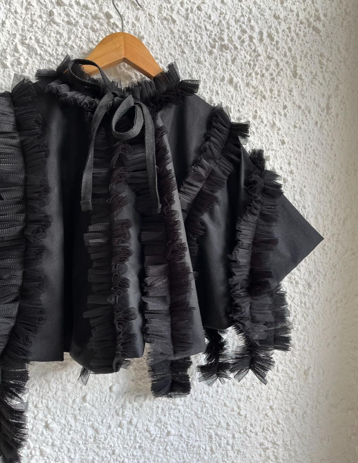 spider tie back cape