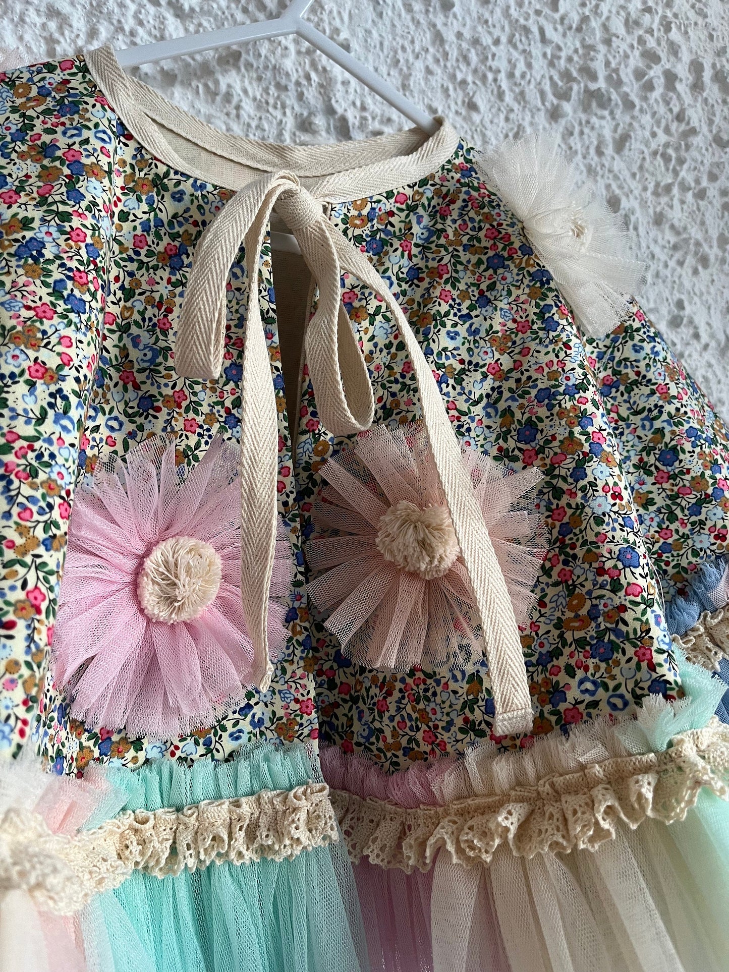 Ditsy floral frill cape in blue