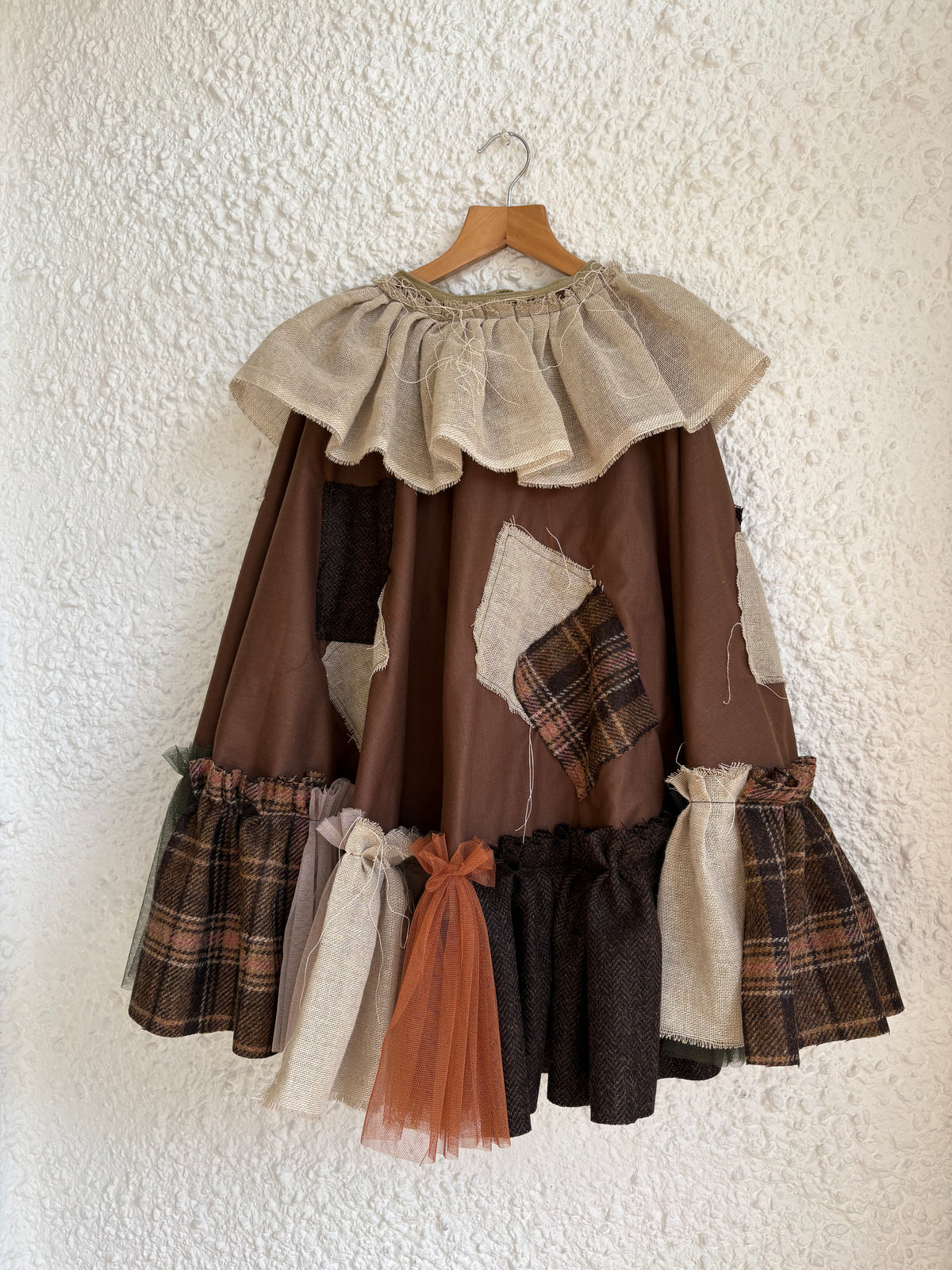 Scarecrow tie back cape/hat set