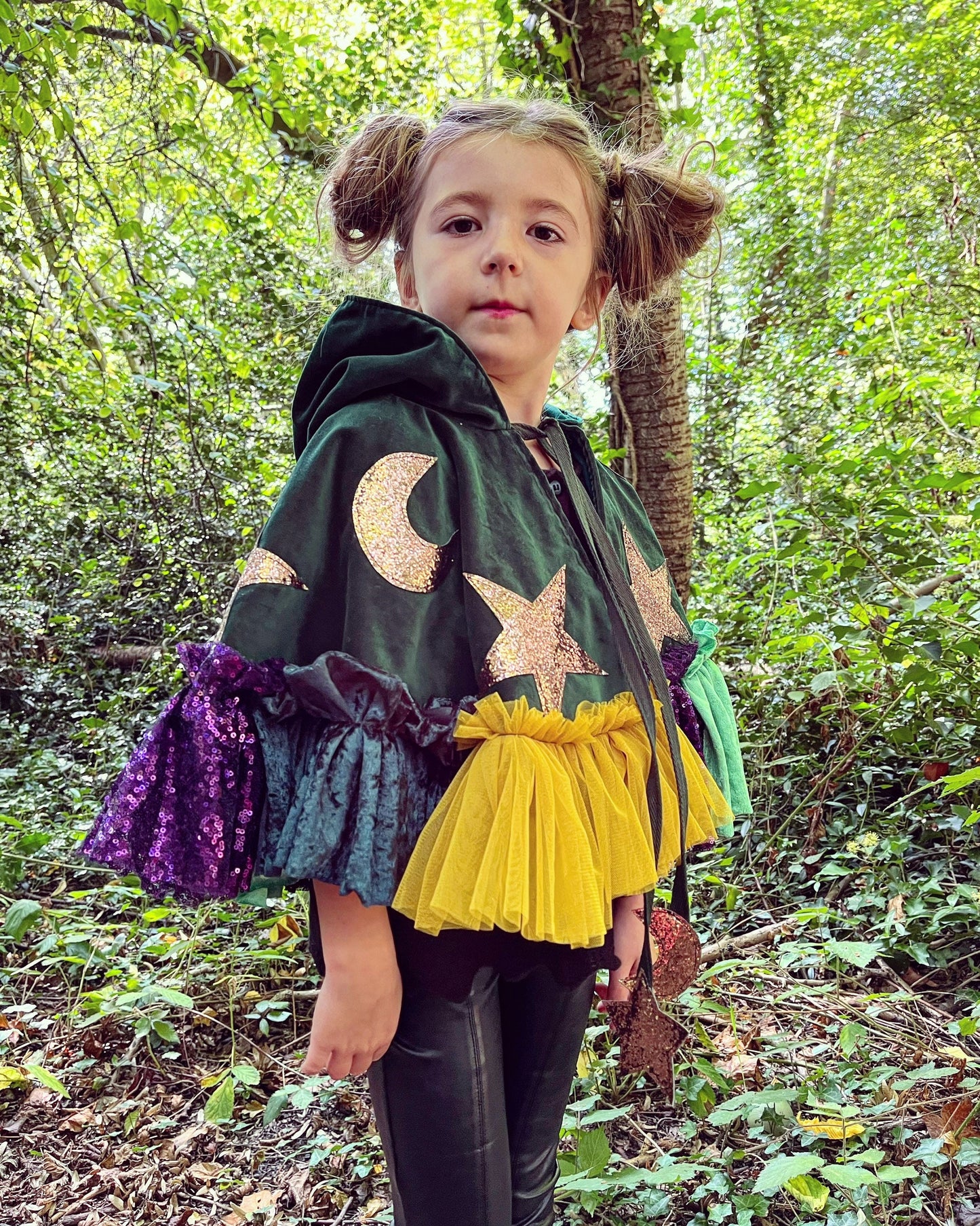 winnie sanderson limited edition mini cape