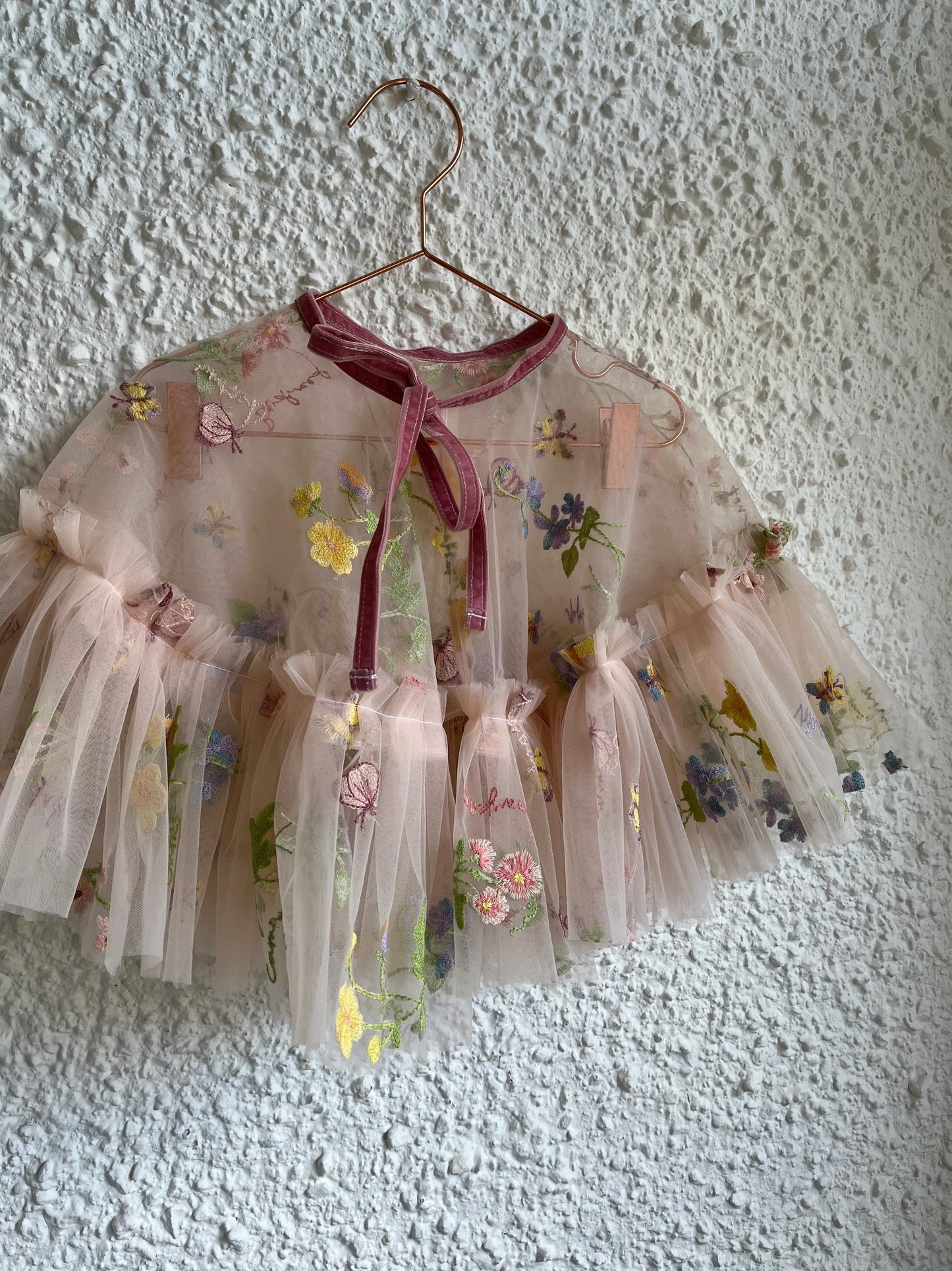 floral embroidered cape in pink