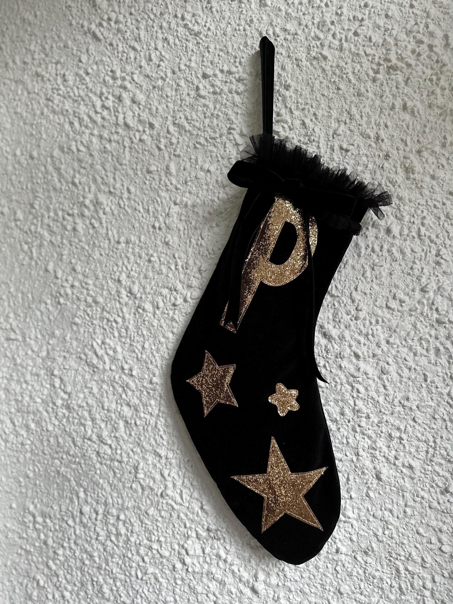 velvet stocking in black