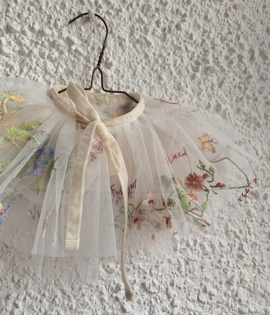 Off white embroidered floral collar