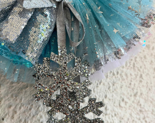 Frozen inspired ruffle collar